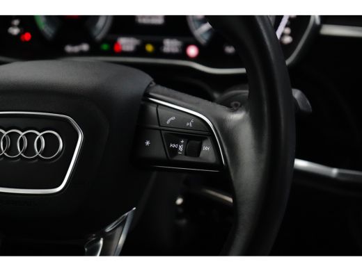 Audi Q3 45 TFSI e 245PK SOH 90,4% | Achteruitrijcamera | Leder  | Navigatiesysteem full map + hard disk ActivLease financial lease