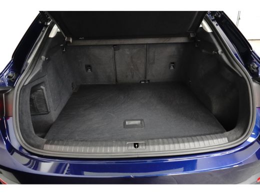 Audi Q3 45 TFSI e 245PK SOH 90,4% | Achteruitrijcamera | Leder  | Navigatiesysteem full map + hard disk ActivLease financial lease