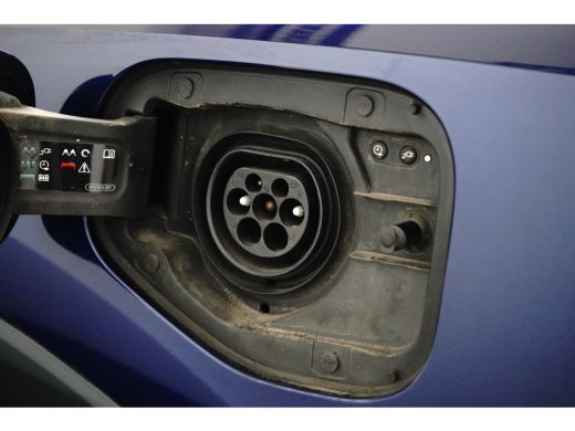 Audi Q3 45 TFSI e 245PK SOH 90,4% | Achteruitrijcamera | Leder  | Navigatiesysteem full map + hard disk ActivLease financial lease