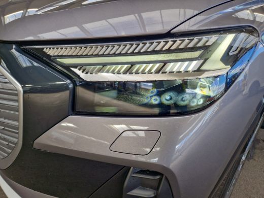 Audi Q4 e-tron 40 edition 77 kWh Soh 92% Leer Trekhaak Carplay Camera Advanced ActivLease financial lease