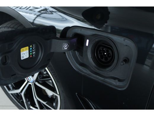 BMW 5 Serie 530e M-Sport Business Edition Plus | SoH 92% | Laser | Head-up | Schuifdak | Memory | Camera | St... ActivLease financial lease