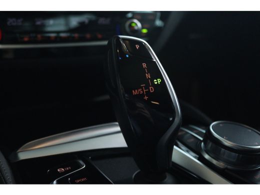 BMW 5 Serie 530e M-Sport Business Edition Plus | SoH 92% | Laser | Head-up | Schuifdak | Memory | Camera | St... ActivLease financial lease