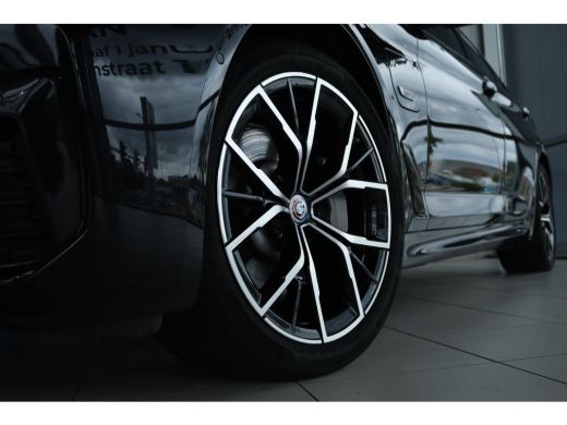 BMW 5 Serie 530e M-Sport Business Edition Plus | SoH 92% | Laser | Head-up | Schuifdak | Memory | Camera | St... ActivLease financial lease