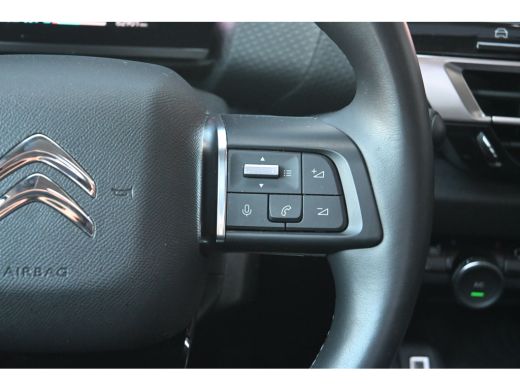Citroën &euml;-C4 X Shine 50 kWh 97,7%SOH! 3 Fase | Schuif-/Kanteldak | Navigatie | Leder | HUD | Stoel/Stuurverwarmi... ActivLease financial lease