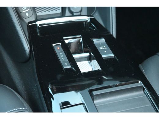 Citroën &euml;-C4 X Shine 50 kWh 97,7%SOH! 3 Fase | Schuif-/Kanteldak | Navigatie | Leder | HUD | Stoel/Stuurverwarmi... ActivLease financial lease
