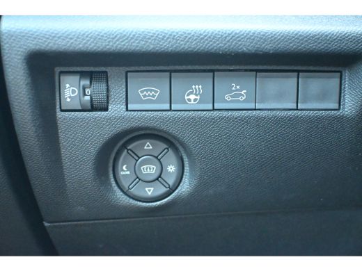 Citroën &euml;-C4 X Shine 50 kWh 97,7%SOH! 3 Fase | Schuif-/Kanteldak | Navigatie | Leder | HUD | Stoel/Stuurverwarmi... ActivLease financial lease