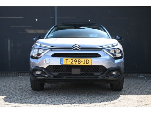 Citroën &euml;-C4 X Shine 50 kWh 97,7%SOH! 3 Fase | Schuif-/Kanteldak | Navigatie | Leder | HUD | Stoel/Stuurverwarmi... ActivLease financial lease