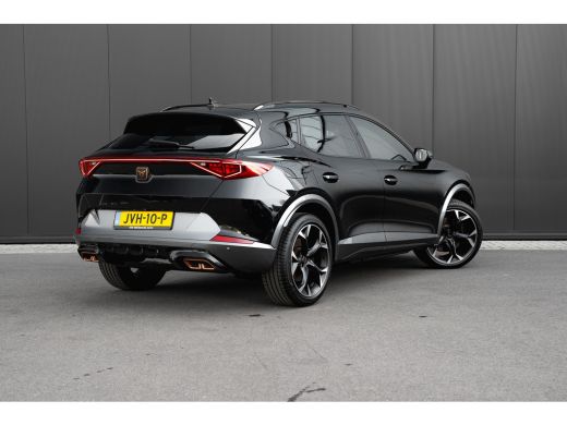 CUPRA Formentor 245pk 1.4 e-Hybrid VZ Performance Achteruitrijcamera | Dodehoekdetectie | Adaptive cruise control... ActivLease financial lease