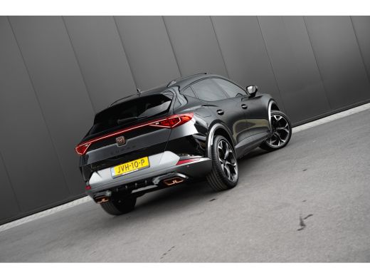 CUPRA Formentor 245pk 1.4 e-Hybrid VZ Performance Achteruitrijcamera | Dodehoekdetectie | Adaptive cruise control... ActivLease financial lease