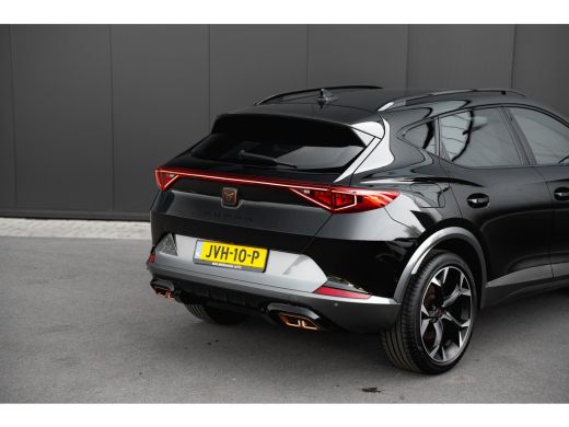 CUPRA Formentor 245pk 1.4 e-Hybrid VZ Performance Achteruitrijcamera | Dodehoekdetectie | Adaptive cruise control... ActivLease financial lease