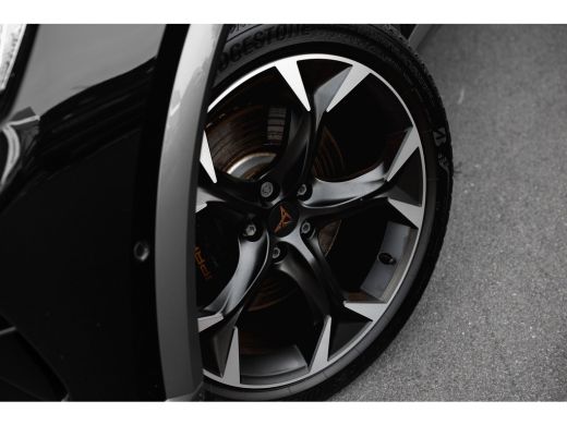 CUPRA Formentor 245pk 1.4 e-Hybrid VZ Performance Achteruitrijcamera | Dodehoekdetectie | Adaptive cruise control... ActivLease financial lease