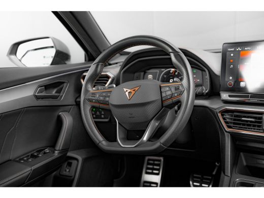 CUPRA Formentor 245pk 1.4 e-Hybrid VZ Performance Achteruitrijcamera | Dodehoekdetectie | Adaptive cruise control... ActivLease financial lease
