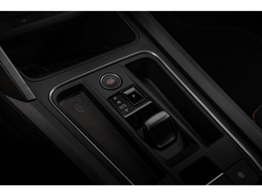 CUPRA Formentor 245pk 1.4 e-Hybrid VZ Performance Achteruitrijcamera | Trekhaak | Dodehoekdetectie | Adaptive cru... ActivLease financial lease
