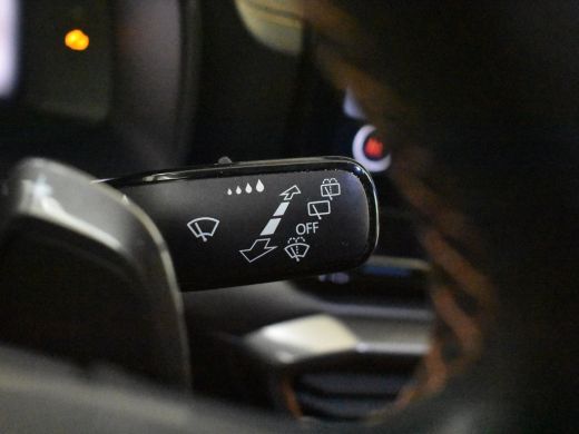 CUPRA Formentor VZ e-Hybrid | Camera | Elektr stoel incl memory | Stoel/stuurverw | Parkeer assistent | Apple car... ActivLease financial lease