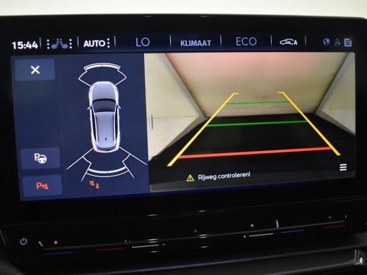 CUPRA Formentor VZ e-Hybrid | Camera | Elektr stoel incl memory | Stoel/stuurverw | Parkeer assistent | Apple car... ActivLease financial lease