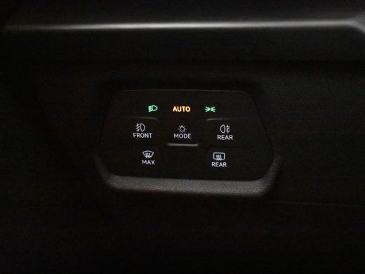 CUPRA Formentor VZ e-Hybrid | Camera | Elektr stoel incl memory | Stoel/stuurverw | Parkeer assistent | Apple car... ActivLease financial lease