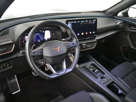 CUPRA Formentor VZ e-Hybrid | Camera | Elektr stoel incl memory | Stoel/stuurverw | Parkeer assistent | Apple car... ActivLease financial lease