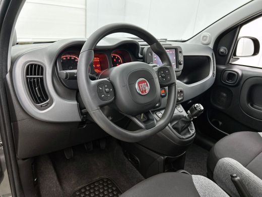 Fiat Panda 1.0 Hybrid Cross CARPLAY | CLIMA ActivLease financial lease