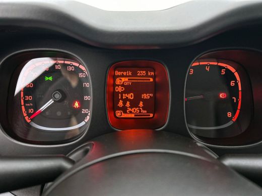 Fiat Panda 1.0 Hybrid Cross CARPLAY | CLIMA ActivLease financial lease