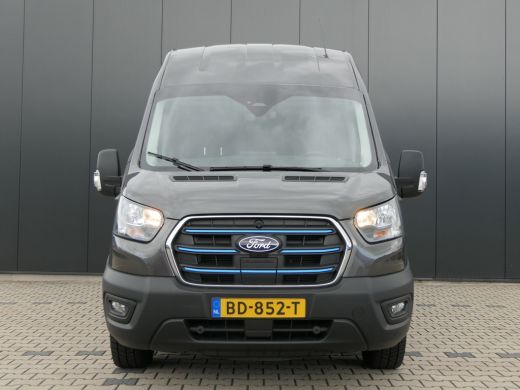 Ford E-Transit L3H3 89kwh Dubbele Cabine | Adaptive Cruise | BLIS | 5-Persoons | Navigatie | Stoelverwarming | 3... ActivLease financial lease