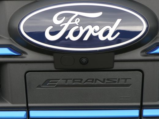 Ford E-Transit L3H3 89kwh Dubbele Cabine | Adaptive Cruise | BLIS | 5-Persoons | Navigatie | Stoelverwarming | 3... ActivLease financial lease