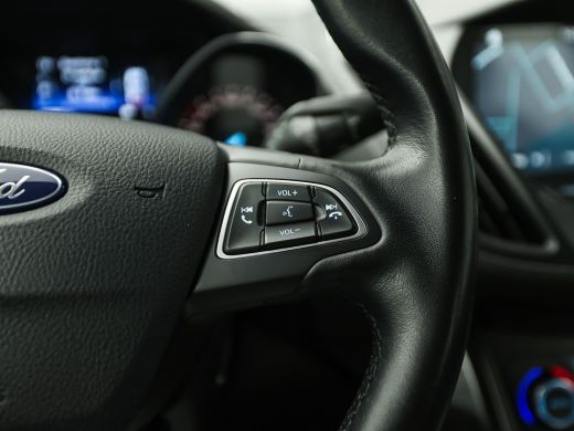 Ford Kuga 1.5 EcoBoost Titanium (APPLE CARPLAY, NAVIGATIE, CLIMATE, CAMERA, ADAPTIVE CRUISE, LEDER, SPORTST... ActivLease financial lease