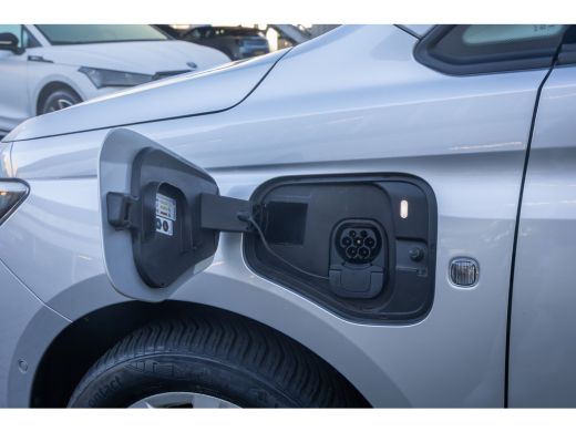Ford Transit Connect 1.5 EcoBoost PHEV L2 Limited | Trekhaak | Achteruitrijcamera | Apple Carplay/Android Auto | Cruis... ActivLease financial lease