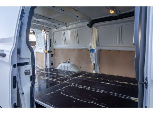 Ford Transit Custom 300 2.0 TDCI L2H1 Trend | Trekhaak | Camera | Parkeersensoren | Airco | Apple Carplay/Android Aut... ActivLease financial lease