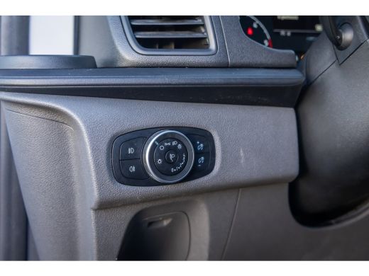 Ford Transit Custom 300 2.0 TDCI L2H1 Trend | Trekhaak | Camera | Parkeersensoren | Airco | Apple Carplay/Android Aut... ActivLease financial lease