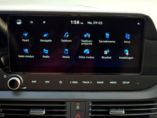 Hyundai Bayon 1.0 T-GDI Premium - 100 Pk - AUTOMAAT - Stoel + Stuurverwarming - Camera ActivLease financial lease