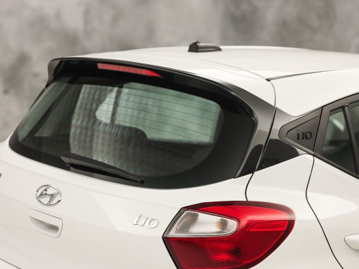 Hyundai i10 1.0 Comfort (APPLE CARPLAY, CRUISE, SPORTSTOELEN, LANE ASSIST, ELEK RAMEN, NIEUWSTAAT) ActivLease financial lease