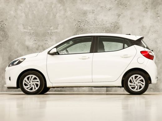Hyundai i10 1.0 Comfort (APPLE CARPLAY, CRUISE, SPORTSTOELEN, LANE ASSIST, ELEK RAMEN, NIEUWSTAAT) ActivLease financial lease