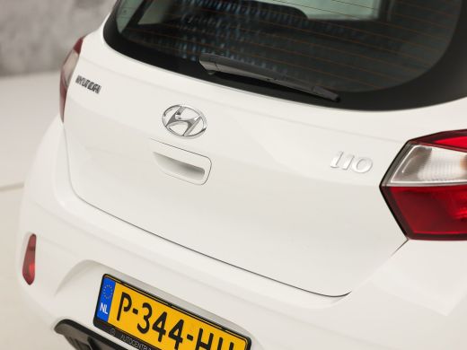 Hyundai i10 1.0 Comfort (APPLE CARPLAY, CRUISE, SPORTSTOELEN, LANE ASSIST, ELEK RAMEN, NIEUWSTAAT) ActivLease financial lease