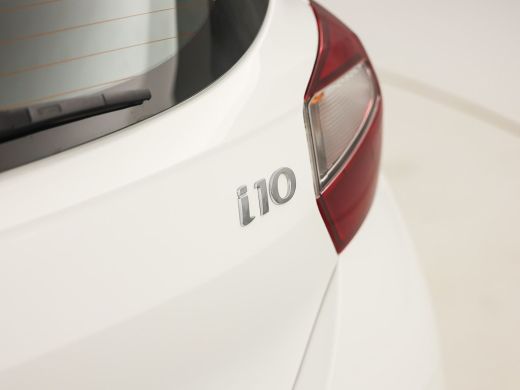 Hyundai i10 1.0 Comfort (APPLE CARPLAY, CRUISE, SPORTSTOELEN, LANE ASSIST, ELEK RAMEN, NIEUWSTAAT) ActivLease financial lease