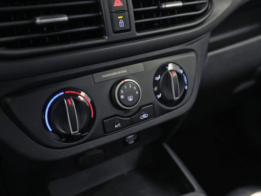 Hyundai i10 1.0 Comfort (APPLE CARPLAY, CRUISE, SPORTSTOELEN, LANE ASSIST, ELEK RAMEN, NIEUWSTAAT) ActivLease financial lease