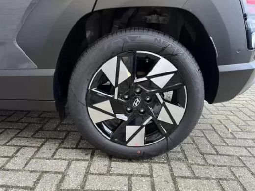 Hyundai Kona 1.6 GDI HEV Comfort | Rijklaarprijs | Navigatie | Cruise Control | Apple CarPlay/Android Auto | ActivLease financial lease