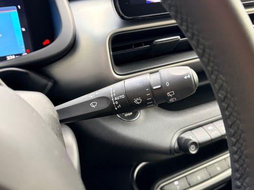 Jeep Avenger Summit 54 kWh 156 PK | ADAPTIEVE CRUISE CONTROL| SFEERVERLICHTING| DODEHOEK DETECTIE| DRAADLOZE T... ActivLease financial lease