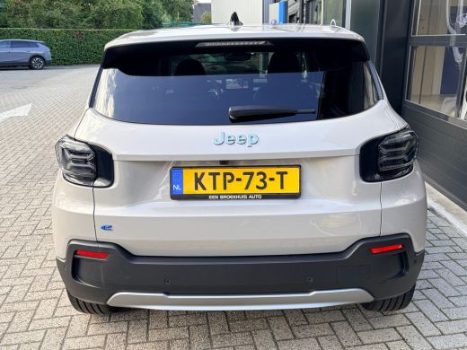 Jeep Avenger Summit 54 kWh 156 PK | ADAPTIEVE CRUISE CONTROL| SFEERVERLICHTING| DODEHOEK DETECTIE| DRAADLOZE T... ActivLease financial lease