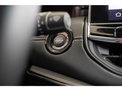 Jeep Compass 4xe 240 Plug-in Hybrid Electric Summit | Lederen Bekleding | Stoel & Stuurverwarming | El. Stoelv... ActivLease financial lease