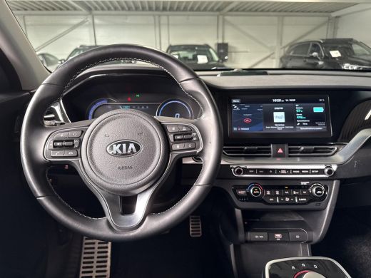 Kia e-Niro DynamicLine 64 kWh | Achteruitrijcamera | Navigatie | Climate control | ActivLease financial lease