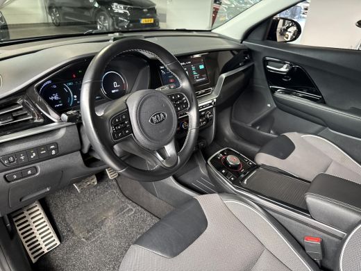 Kia e-Niro DynamicLine 64 kWh | Achteruitrijcamera | Navigatie | Climate control | ActivLease financial lease