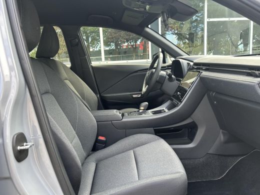 Lexus LBX 1.5 2WD | Adaptive Cruisecontrol | Achteruitrijcamera | ActivLease financial lease