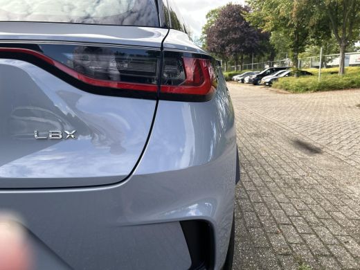 Lexus LBX 1.5 2WD | Adaptive Cruisecontrol | Achteruitrijcamera | ActivLease financial lease