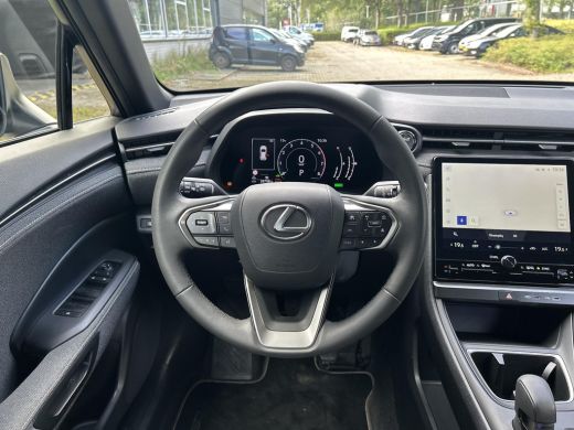 Lexus LBX 1.5 2WD | Adaptive Cruisecontrol | Achteruitrijcamera | ActivLease financial lease