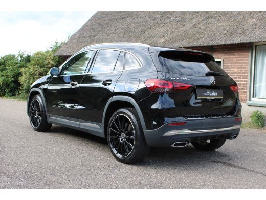 Mercedes-Benz GLA 250 e AMG Line PHEV SOh 98.3% PANO SFEER NAVI LED 58000KM!!! ActivLease financial lease