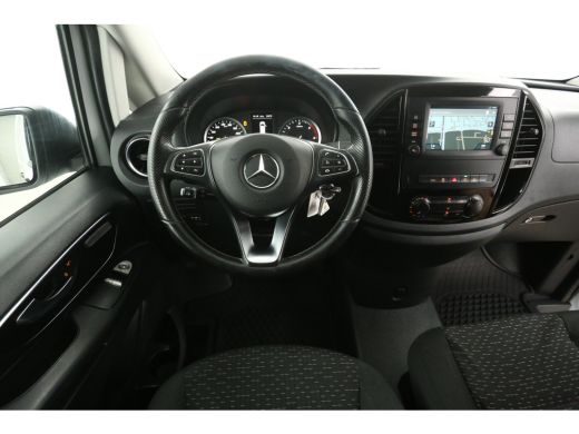 Mercedes-Benz Vito 114 CDI Extra Lang | Automaat | Airco | Cruise | Camera | Carplay | 3 Zits | 2xSchuifdeur | Trekhaak ActivLease financial lease