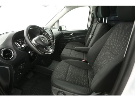 Mercedes-Benz Vito 114 CDI Extra Lang | Automaat | Airco | Cruise | Camera | Carplay | 3 Zits | 2xSchuifdeur | Trekhaak ActivLease financial lease