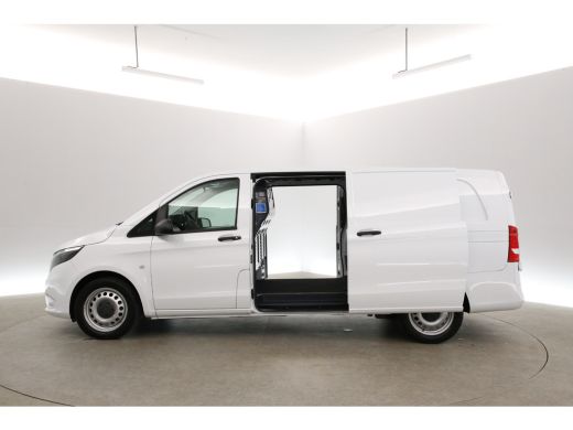 Mercedes-Benz Vito 114 CDI Extra Lang | Automaat | Airco | Cruise | Camera | Carplay | 3 Zits | 2xSchuifdeur | Trekhaak ActivLease financial lease