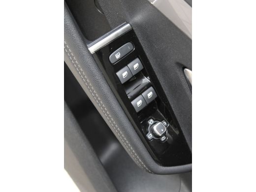 Opel Astra 1.2 Turbo Hybrid GS | LED Matrix | Head-up display | Voorruitverwarming | AGR stoelen | ActivLease financial lease
