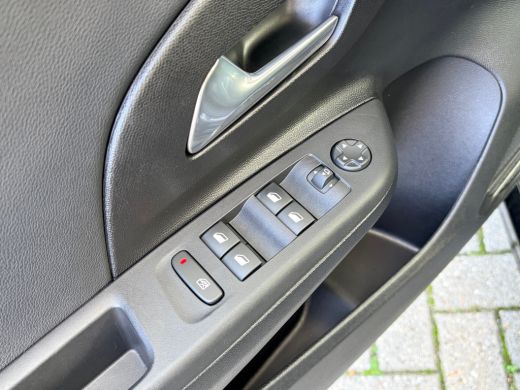 Opel Corsa 1.2 Turbo Automaat Hybrid GS | 2+6 JAAR GARANTIE| MATRIX LED| DODEHOEK DETECTIE| KEYLESS ENTRY & ... ActivLease financial lease